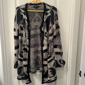 Black and cream tribal knit sweater from lucky brand size small